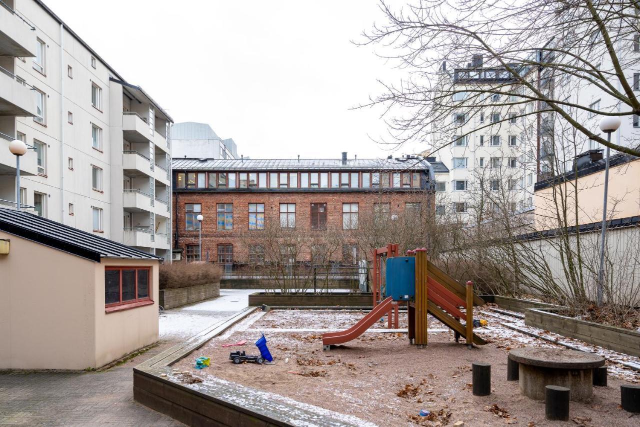 Hiisi Homes Helsinki Soernaeinen Экстерьер фото