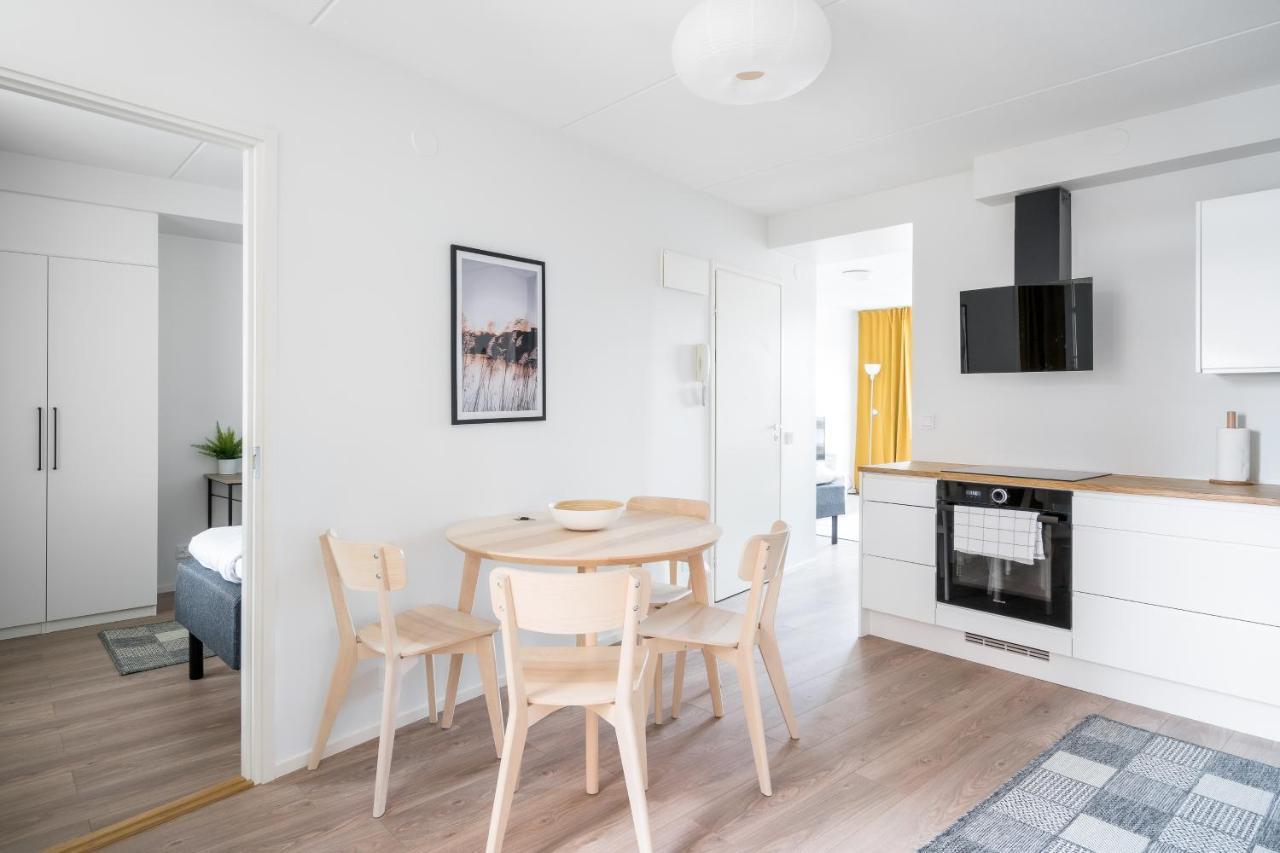 Hiisi Homes Helsinki Soernaeinen Экстерьер фото