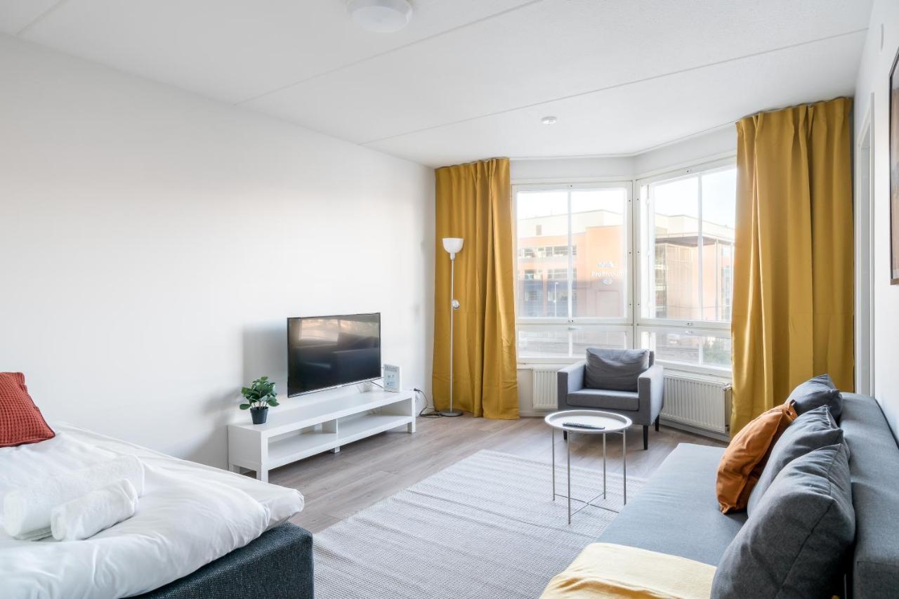 Hiisi Homes Helsinki Soernaeinen Экстерьер фото