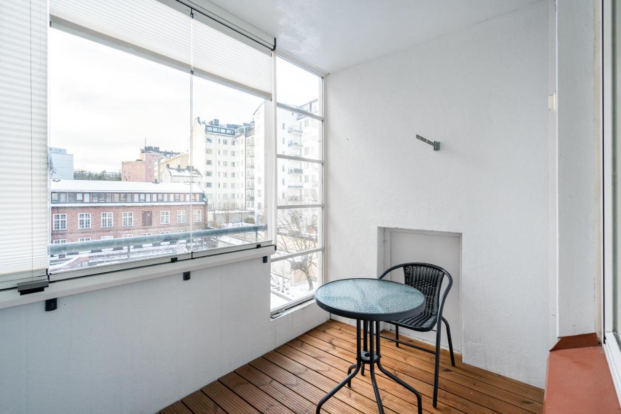 Hiisi Homes Helsinki Soernaeinen Экстерьер фото